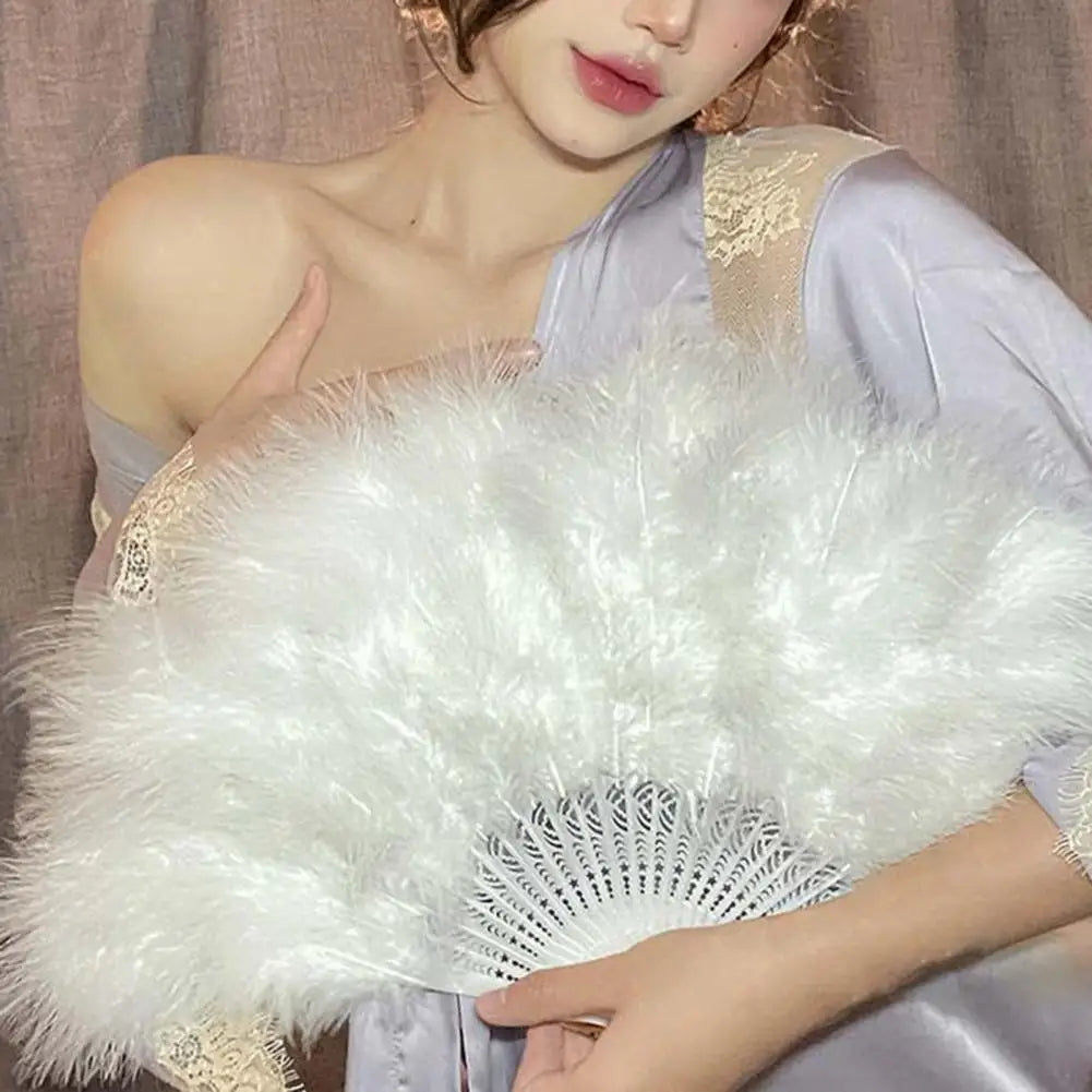 Pretty Hand Held Fan Fine Texture Show Props Fashion Faux Peacock
